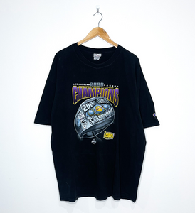 LOS ANGELES LAKERS "2000 NBA Champions" VINTAGE RING TEE