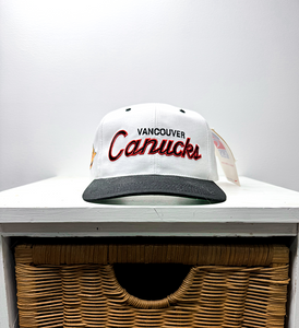 VANCOUVER CANUCKS VINTAGE SPORTS SPECIALTIES HAT (Deadstock)