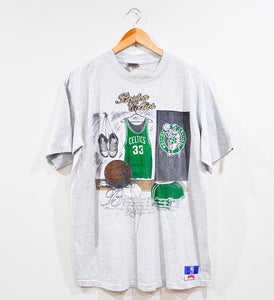 BOSTON CELTICS “Locker Room” EMBROIDERED VINTAGE TEE