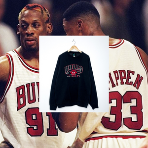CHICAGO BULLS EMBROIDERED VINTAGE CREWNECK