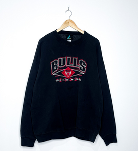 CHICAGO BULLS EMBROIDERED VINTAGE CREWNECK