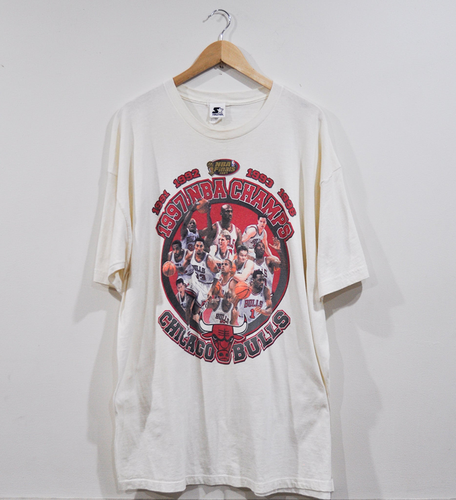 CHICAGO BULLS "1997 NBA Champions" TEE