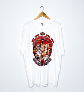 CHICAGO BULLS "1997 NBA Champions" VINTAGE TEE