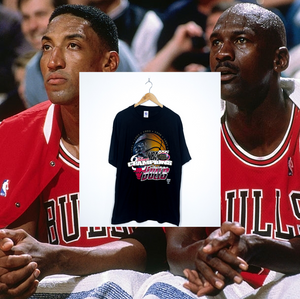 CHICAGO BULLS "6 Time Champions" VINTAGE TEE