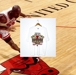CHICAGO BULLS "Reigning of the Bulls" VINTAGE TROPHY TEE