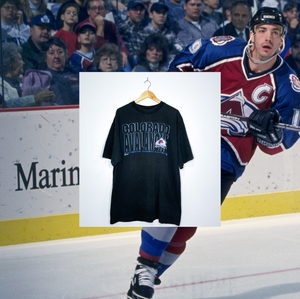 COLORADO AVALANCHE VINTAGE SPELLOUT TEE