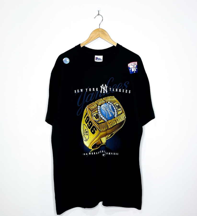 NEW YORK YANKEES "1997 World Series Champions" VINTAGE RING TEE (Deadstock)